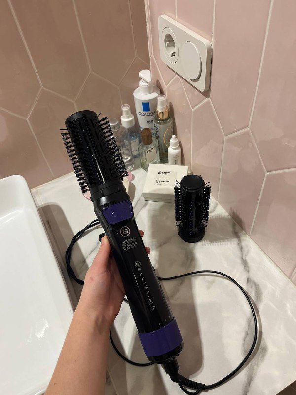 Фен-щетка с двумя насадками