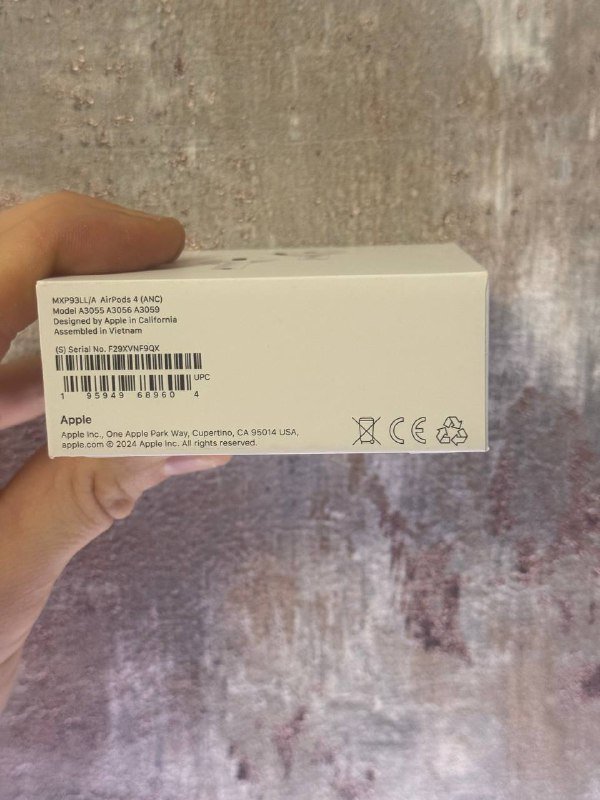 Apple AirPods 4 с активным шумоподавлением новые 3