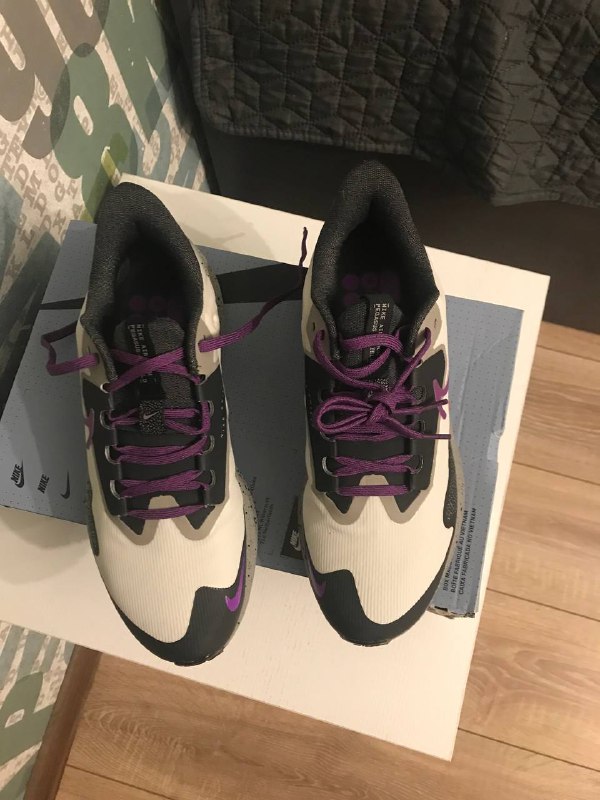 Nike shoes, size 39 2