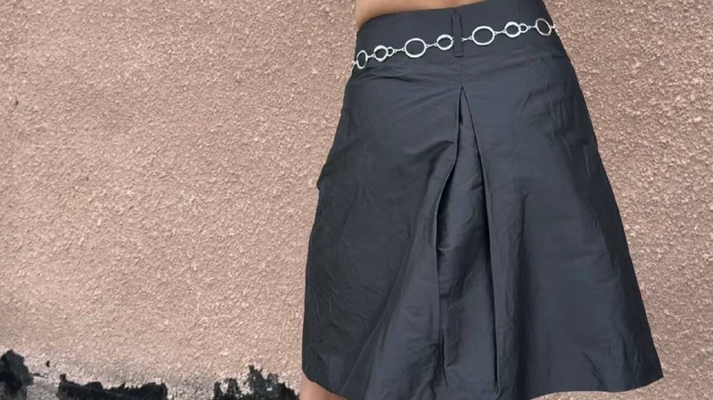 Silver skirt with belt Size S 5