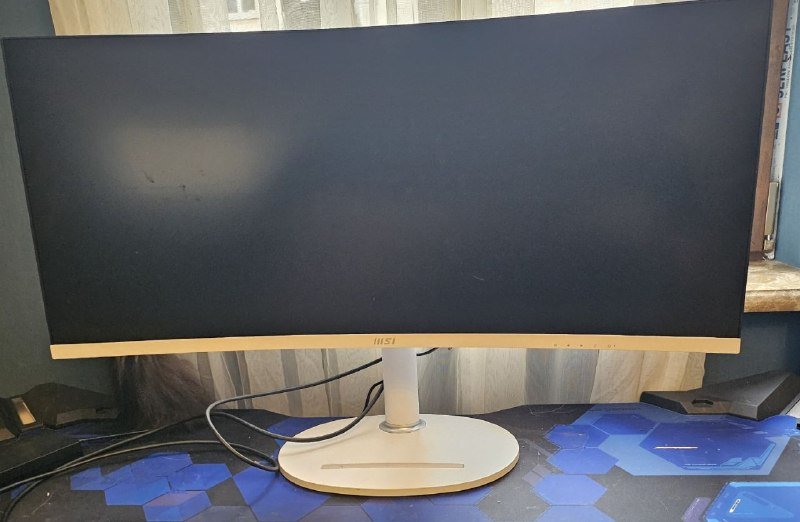 Большой изогнутый монитор 38' MSI