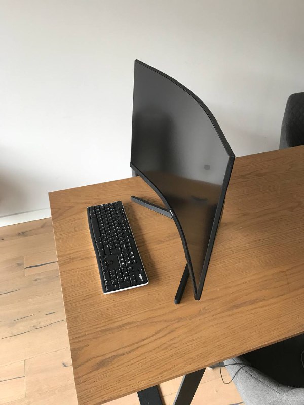Samsung 32'' Odyssey G5 Curved Gaming Monitor 2