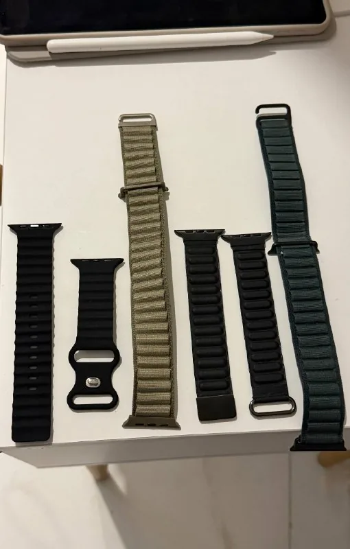 Ремінці для Apple Watch