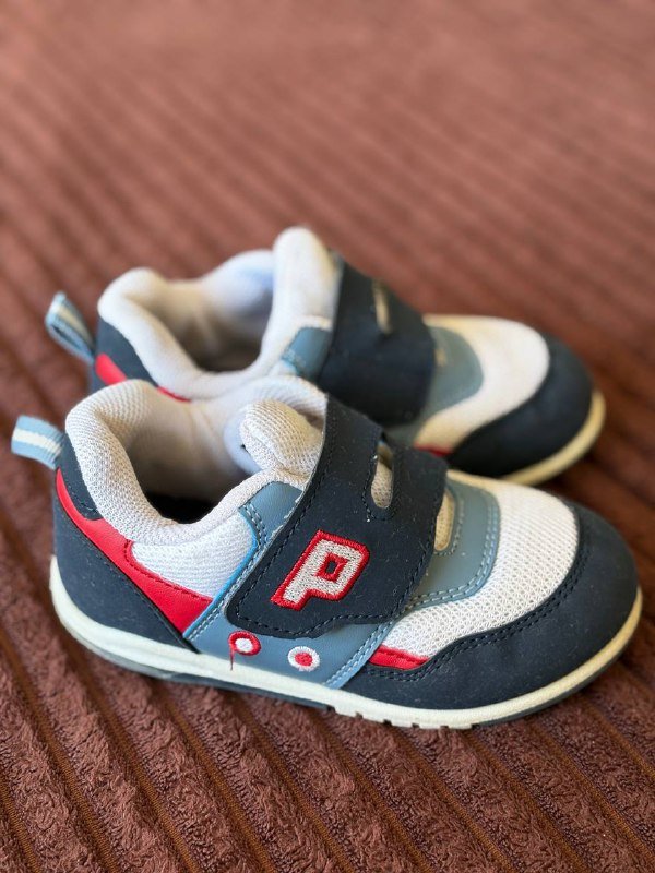 Кроссовки Polaris 25 р., Тапочки 23-24 р. 2