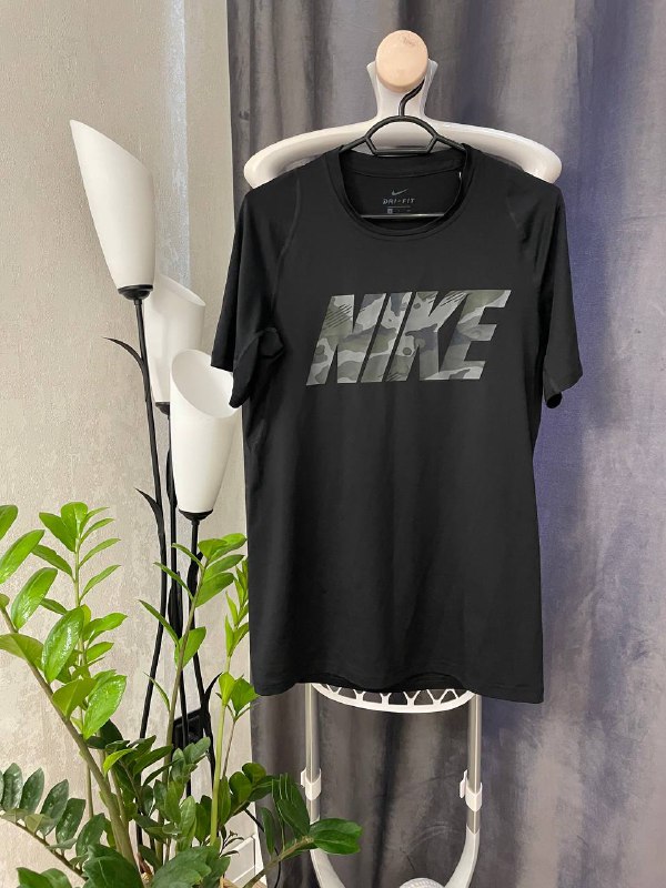 Футболки и поло мужские, шорты Nike 8