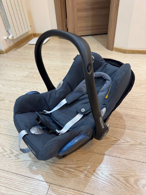 Автокресло Maxi-Cosi CabrioFix 0+ (0-13 кг) 4