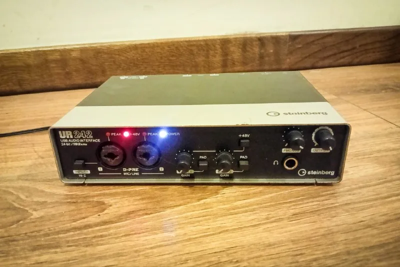 Звуковая карта Steinberg UR242