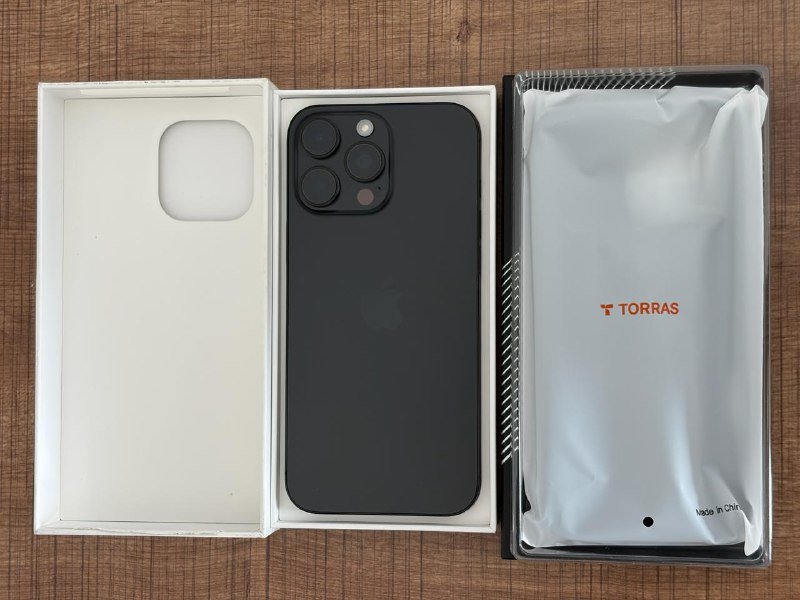 iPhone 16 Pro Max 256 Black Titanium 6