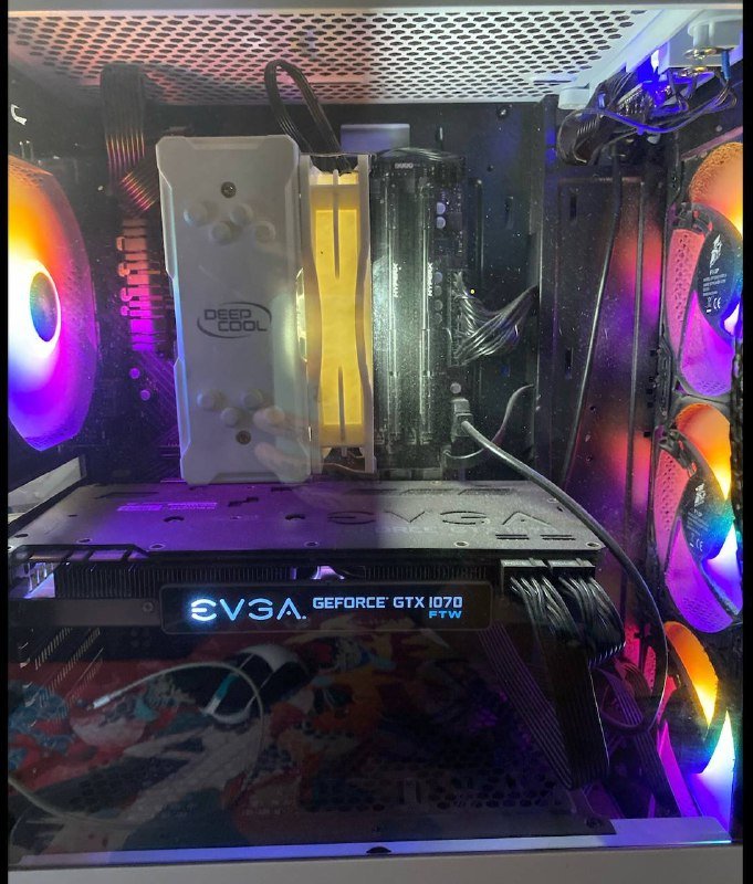 Мониторы Acer Nitro, Philips, клавиатура, мышка, микрофон, наушники 2