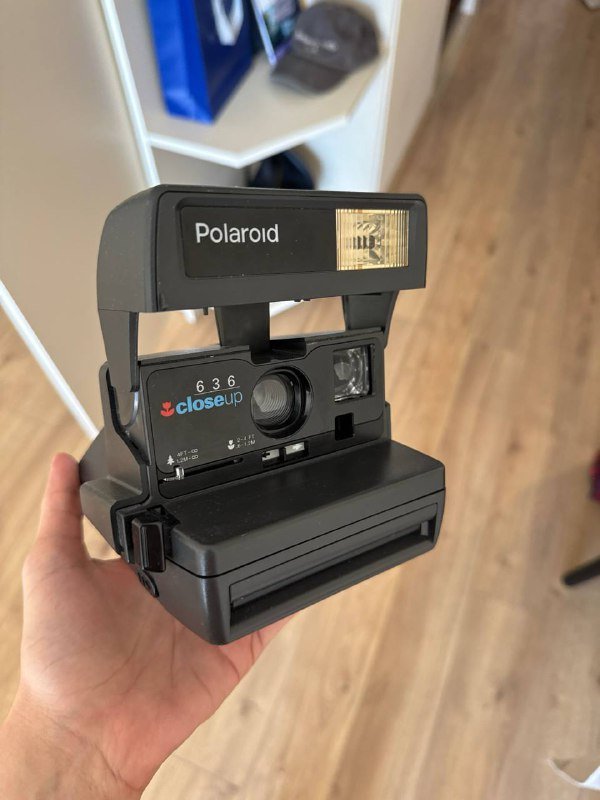 Виниловые пластинки The weeknd, Меладзе, Сборник, фотоаппарат Polaroid 636