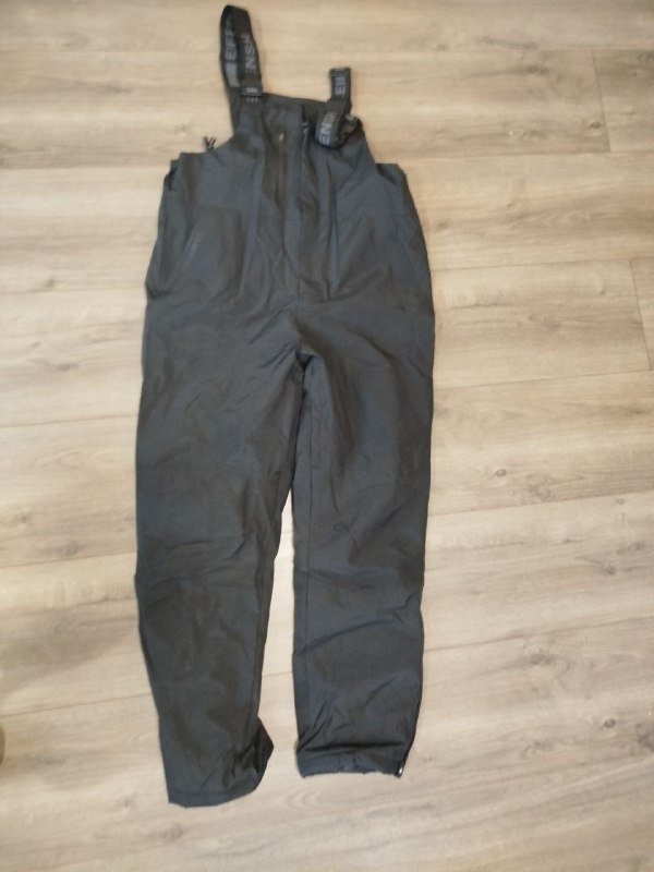 Горнолыжный костюм размер М
