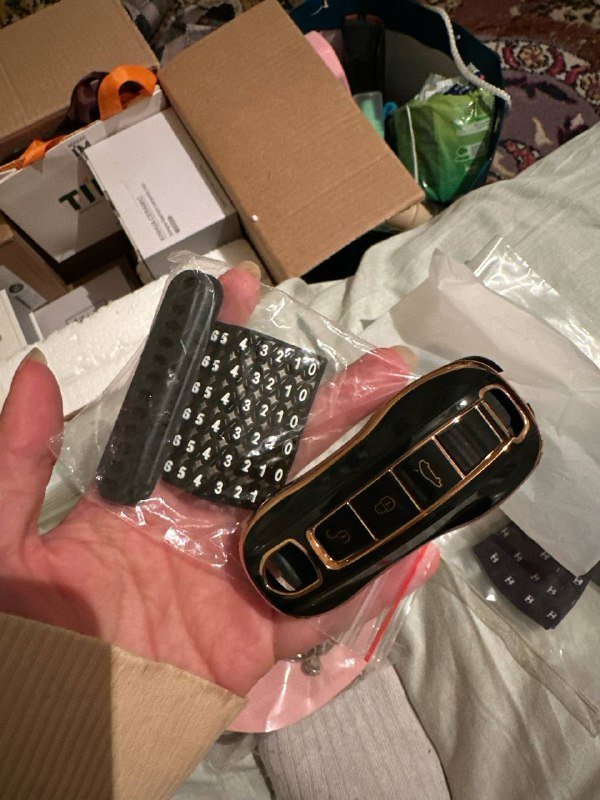 Кейс для Макан S, табличка для номера