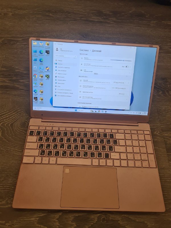 Компактный ноутбук 4