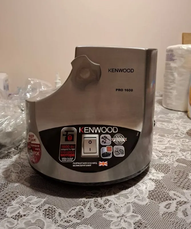 Мясорубка Kenwood PRO1600 1