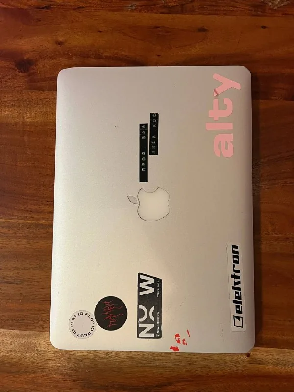 MacBook Pro 13 A1425 на запчасти 1