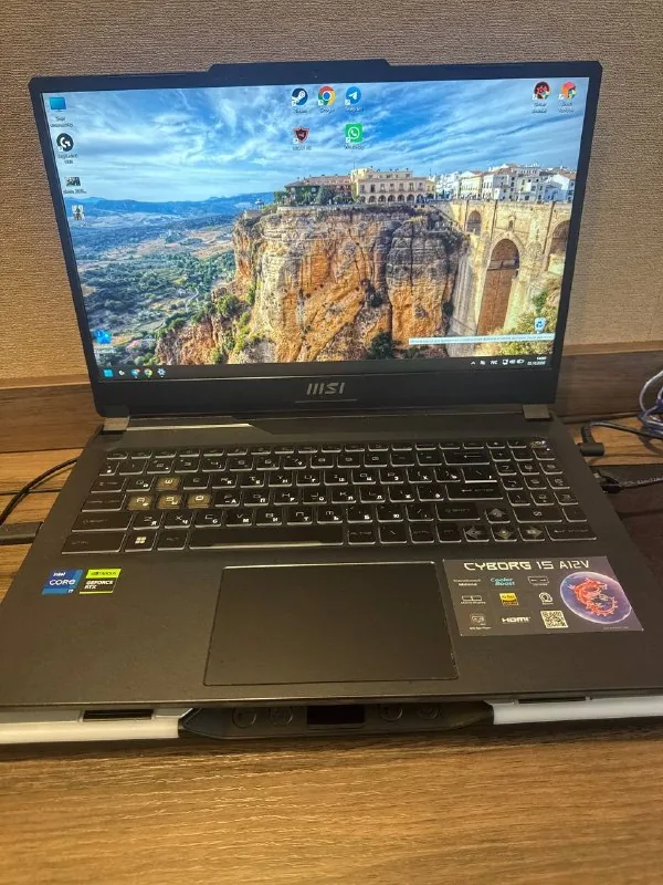 Игровой ноутбук MSI Cyborg 15 A12V