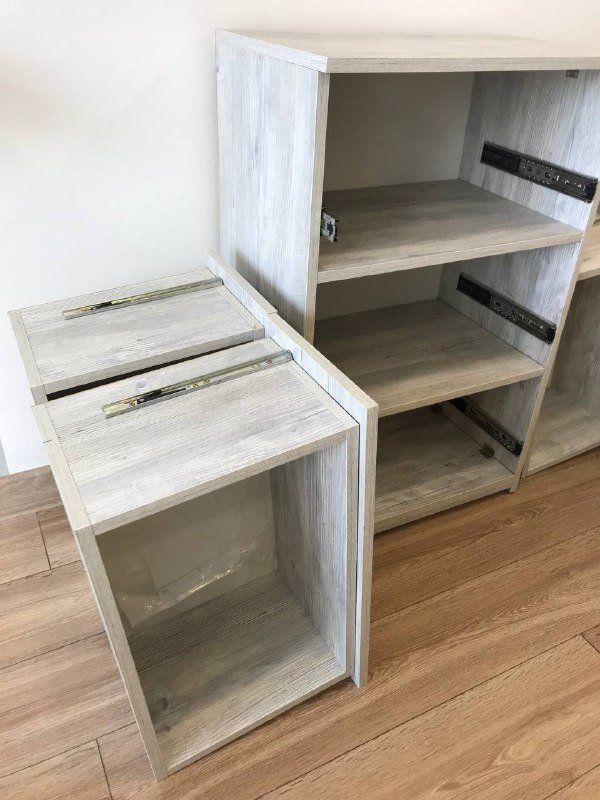 Тумба с выдвижными ящиками 3