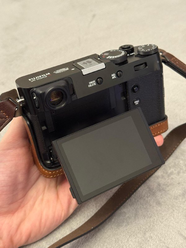 Фотоаппарат Fujifilm X100VI с аксессуарами 6