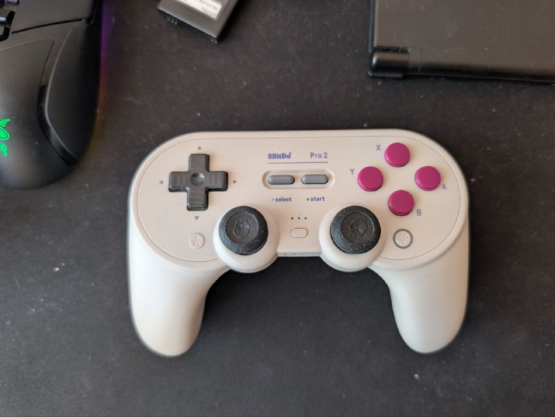 8BitDo Pro 2 геймпад