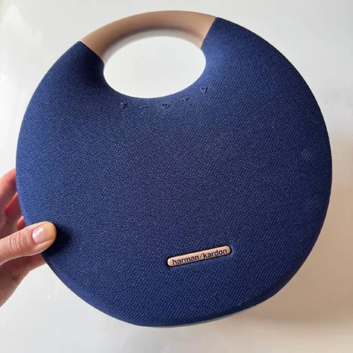 Portable speaker Harman Kardon Onyx Studio 6