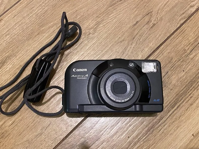 Canon Autoboy A film camera 1
