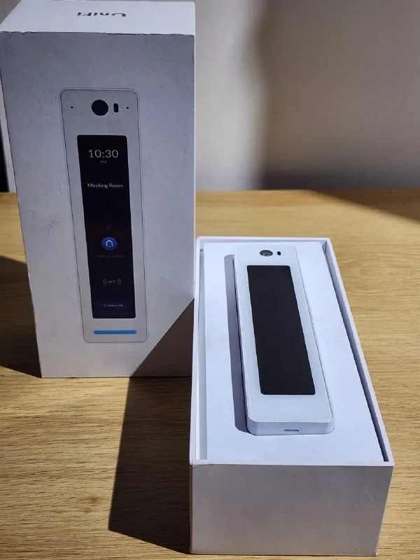 Ubiquiti UniFi Access G2 Pro дверной ридер-домофон 1
