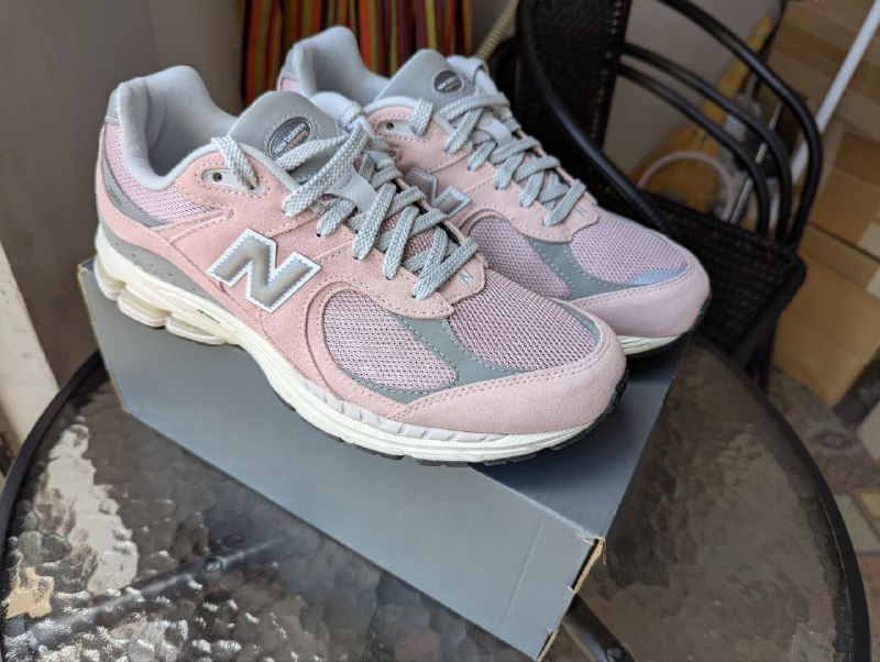 Кроссовки New Balance 2002