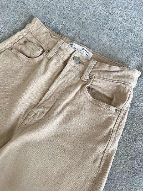 Джинсы Stradivarius Mom Slim (размер 36) 4