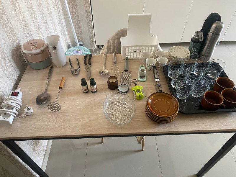 Кухонные принадлежности и посуда