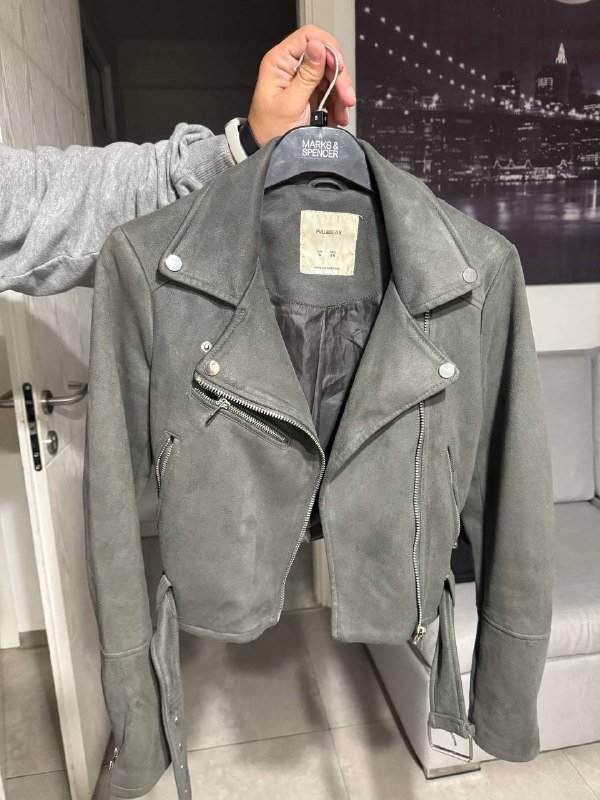 Женская куртка размер S