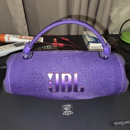 JBL Charge 6