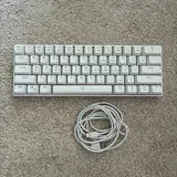 Микрофон Razer, клавиатура White Shark, веб-камера Logitech, фен, Thunderbolt 5 кабель 2