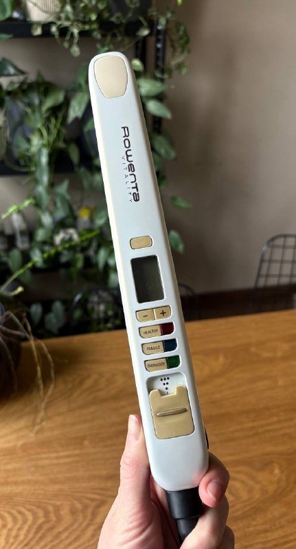 утюжок для волос с ионизацией Rowenta, чехол