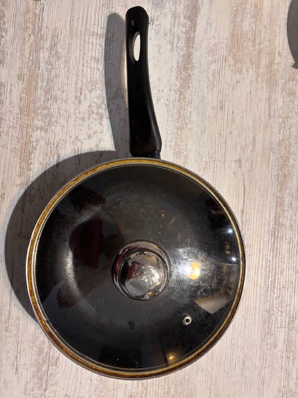 Сковородка с крышкой d24 2
