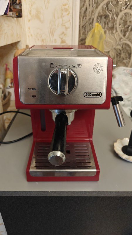Рожковая кофемашина DeLonghi ECP.33.21.R, кофемолка, пинчер