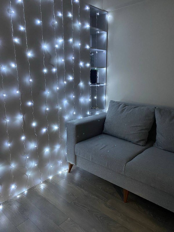 Гирлянда-шторка белый холодный свет