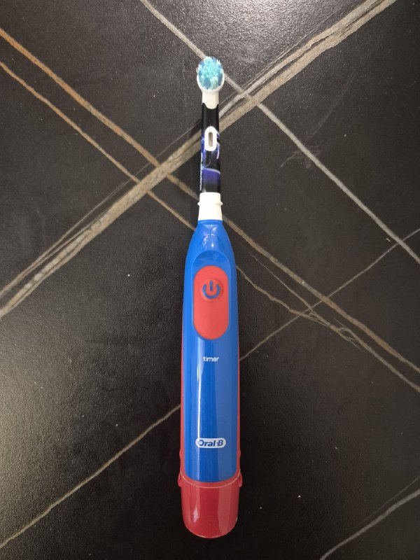 Электрическая зубная щётка OralB детская, Braun Oral B детская, Dontodent взрослая