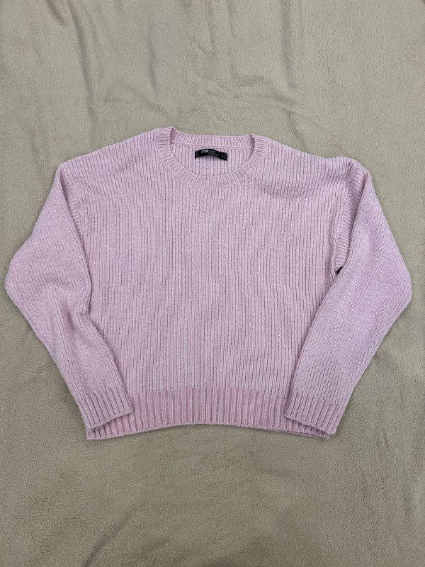 Рубашки, майки, джинсы, пальто, жакет, шорты, свитер женские 10