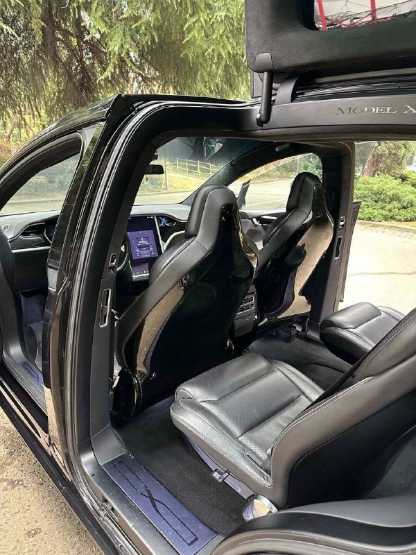 Tesla Model X P90D 2017 5