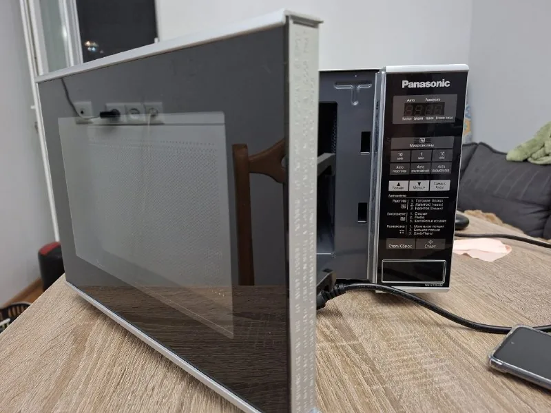 Микроволновая печь Panasonic NN-ST254M ZPE 1