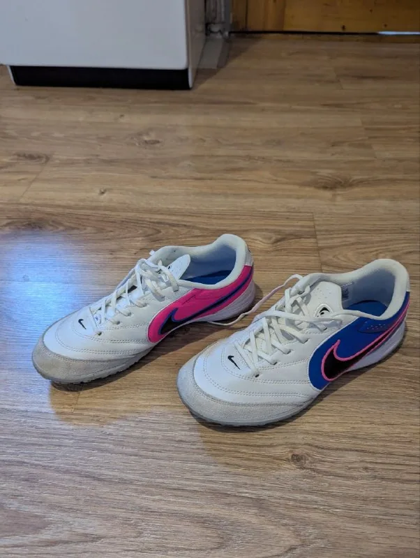 Бутсы Nike 1