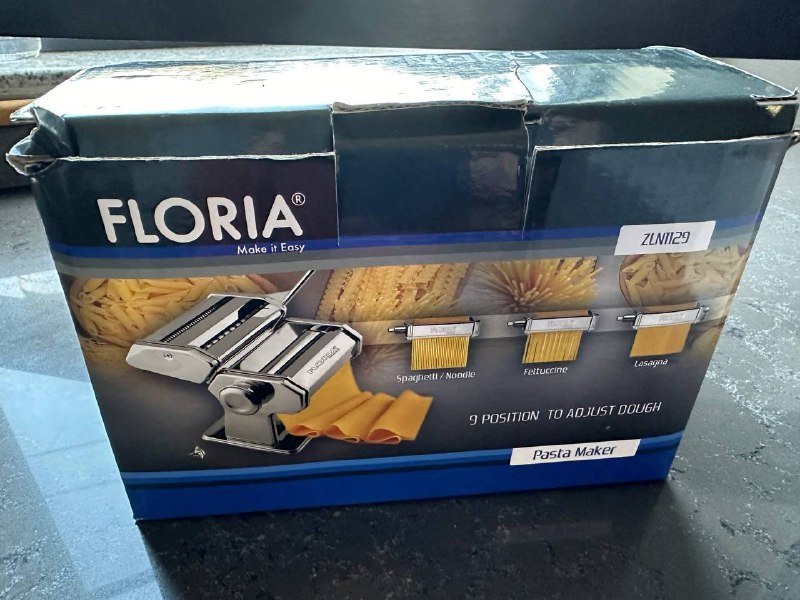 Машинка для приготовления пасты FLORIA