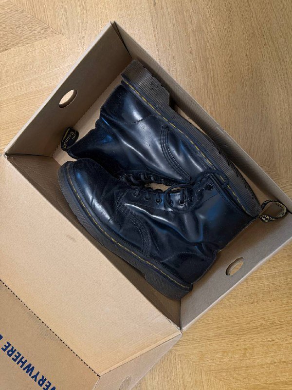 Кожаные ботинки Dr. Martens, размер 39/6