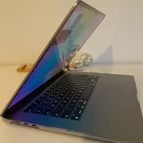 Macbook Air 2023 15 inch 16GB RAM 512GB SSD 4