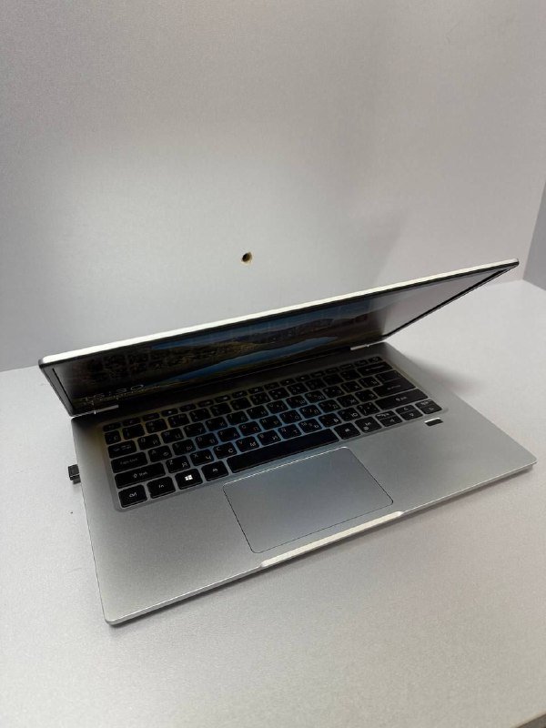 Ноутбук Acer Swift 1 SF114-34 8GB RAM 256GB SSD