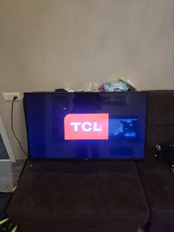 Телевизор TCL LED43D3000 43 дюйма 1