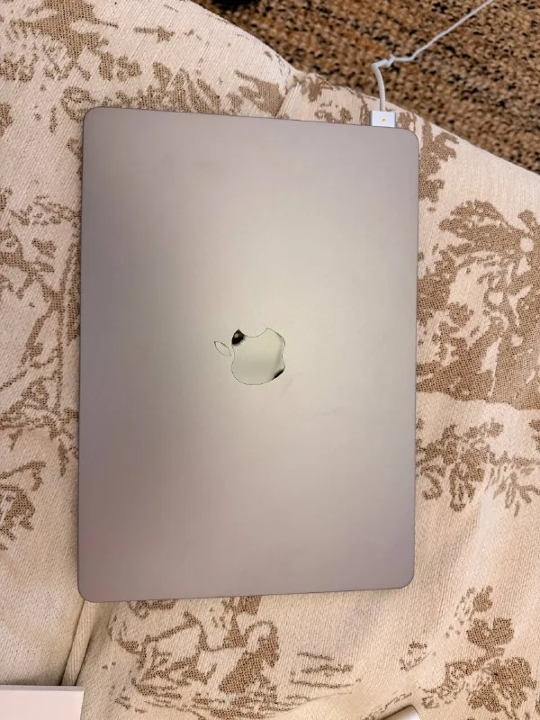 MacBook Air 13 M2 3