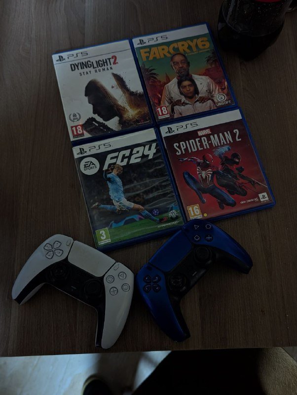 Игровая консоль Ps 5 с играми и контроллерами 4