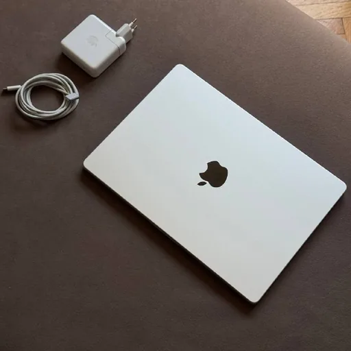 MacBook Pro 14" M1 Pro, 16 ГБ, 512 ГБ SSD