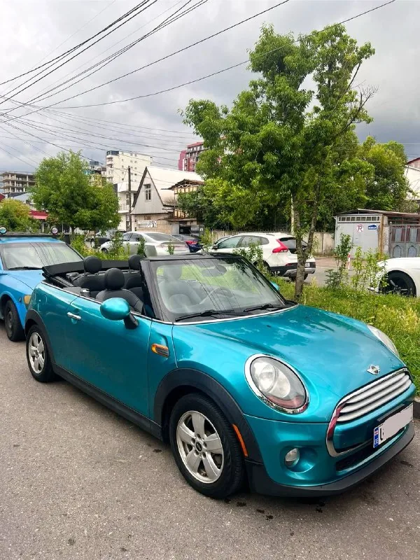 Mini Cooper Cabrio 1